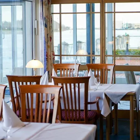 Weserblick Hotel 3*